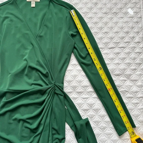 Lark & Ro Emerald Green Jersey Fabric Long Sleeve Wrap Tie Dress Size M - Picture 8 of 15